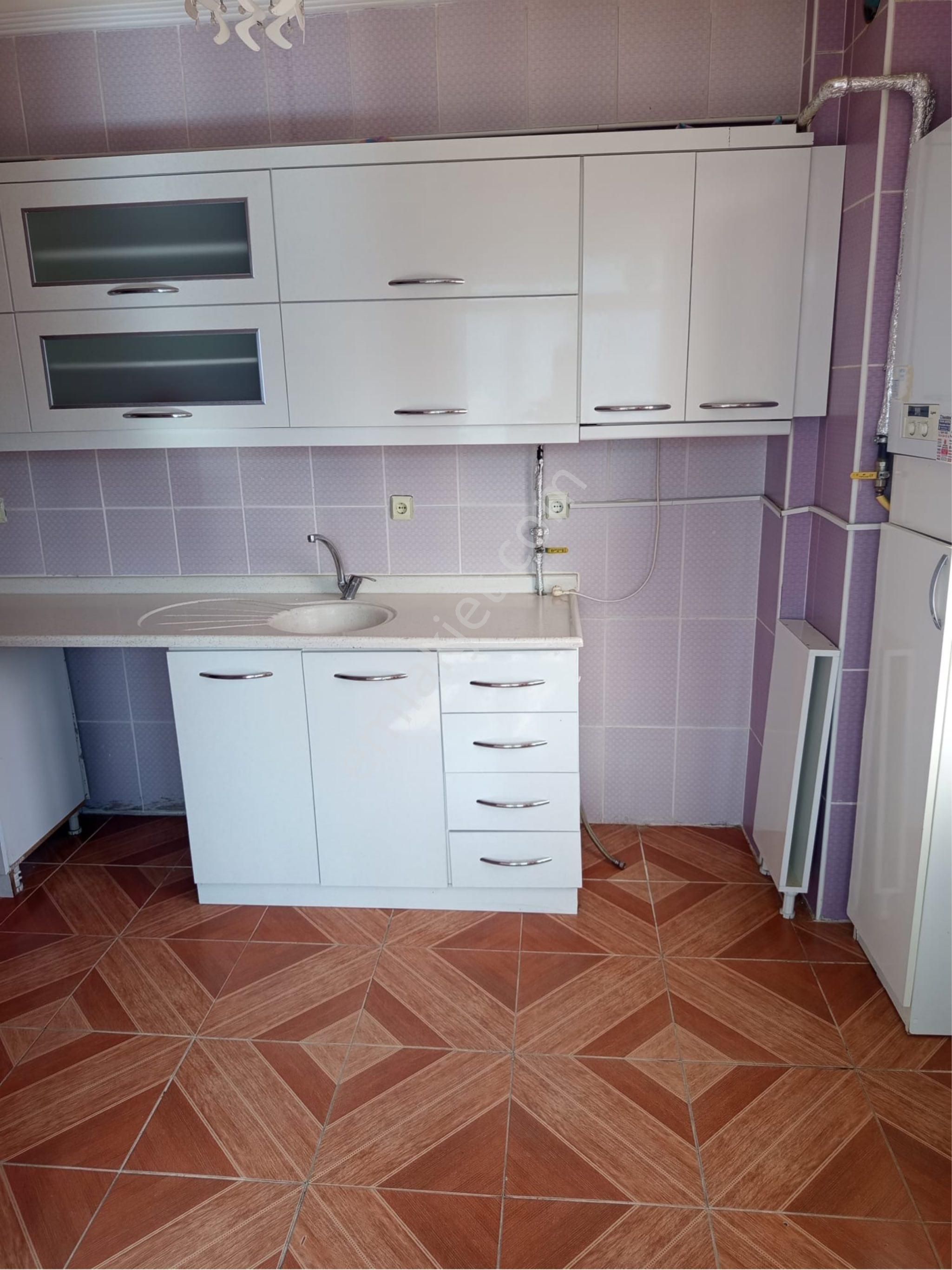 Yenidoğan Matbacılar Sitesi Yanı 3+1 Fırsat Daire - Görsel 11