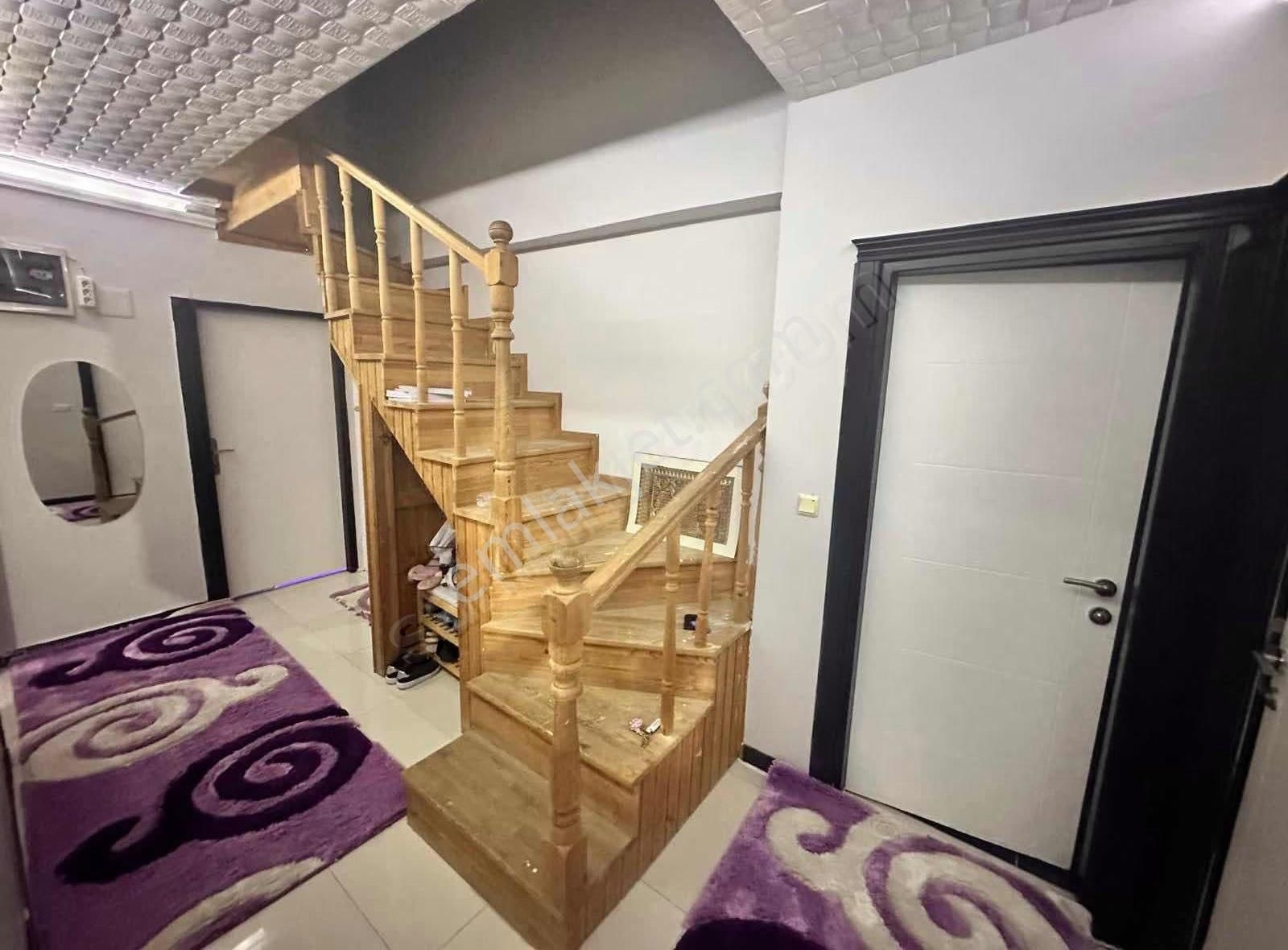 Kuzeyyaka'da 200 M2 4+1 Dubleks
