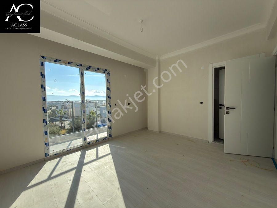 Panaromık Deniz Manzaralı-sahıle Yakın-otoparklı-yenı Yapım-lüx Fırsat Daıreler - Görsel 14