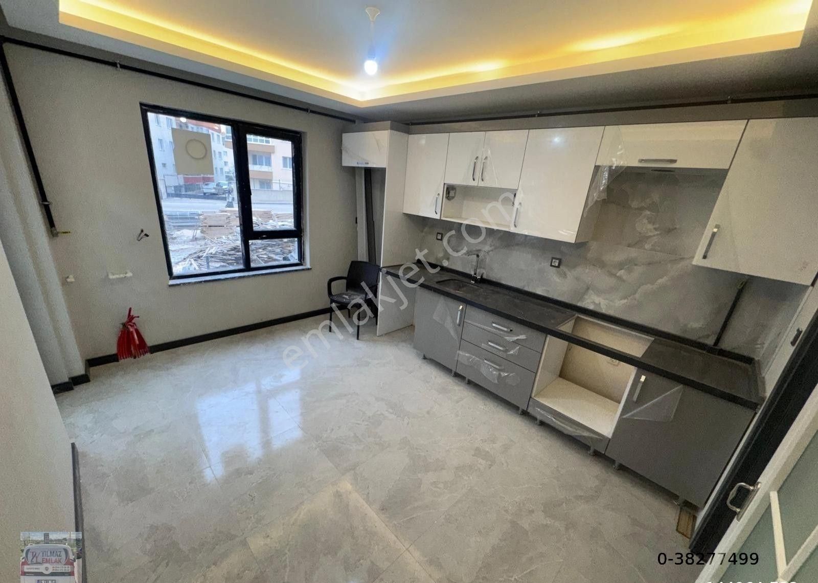 Malazgirt Mh'de 3+1 Yüksek.g Sıfır Ebeveyn By. Asansörlü Daire! - Görsel 27