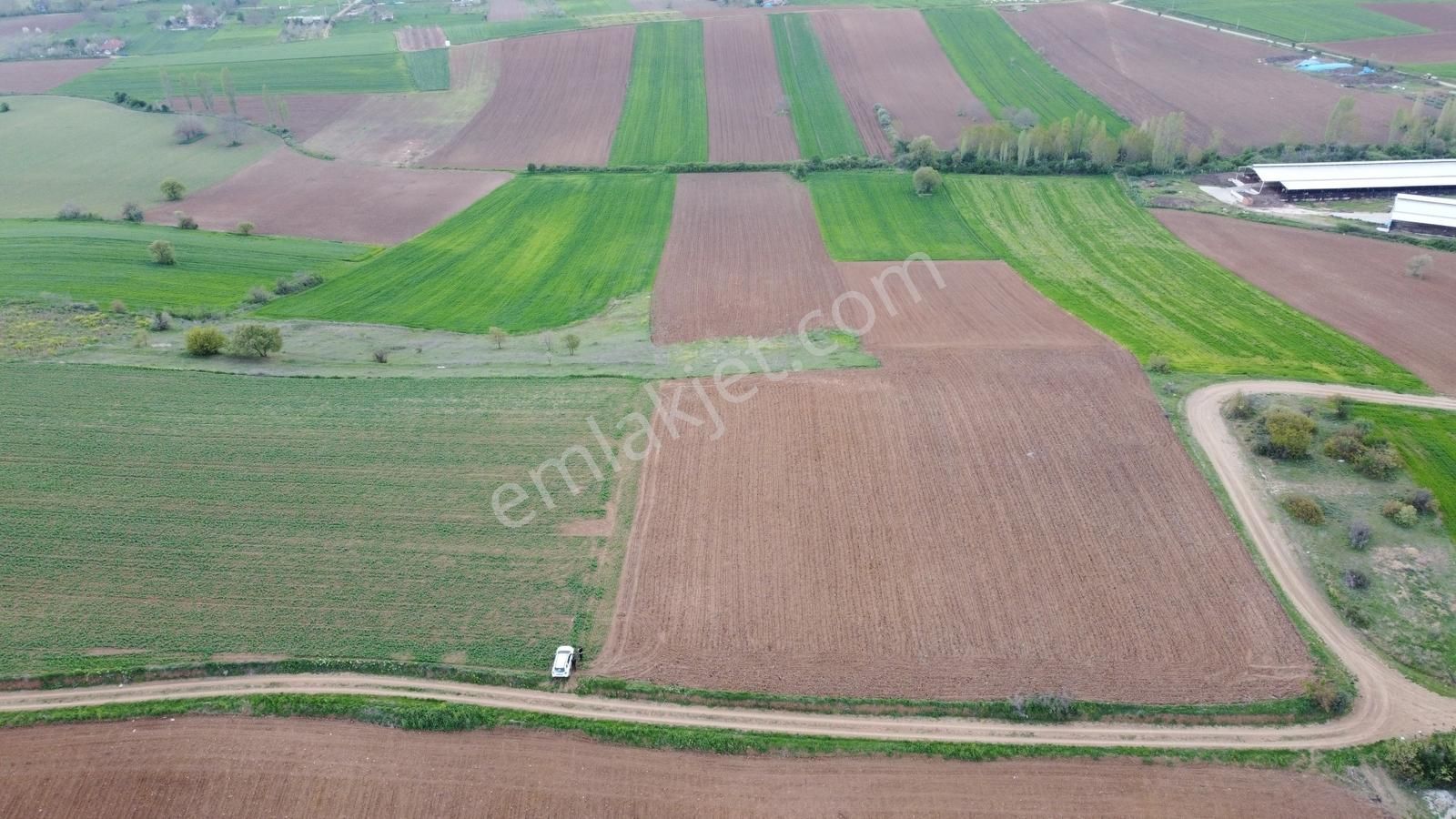 Karataş'tan 15.300 M2 Yolu Mevcut Merkeze Yakın Yatırımlık Kupon - Görsel 9