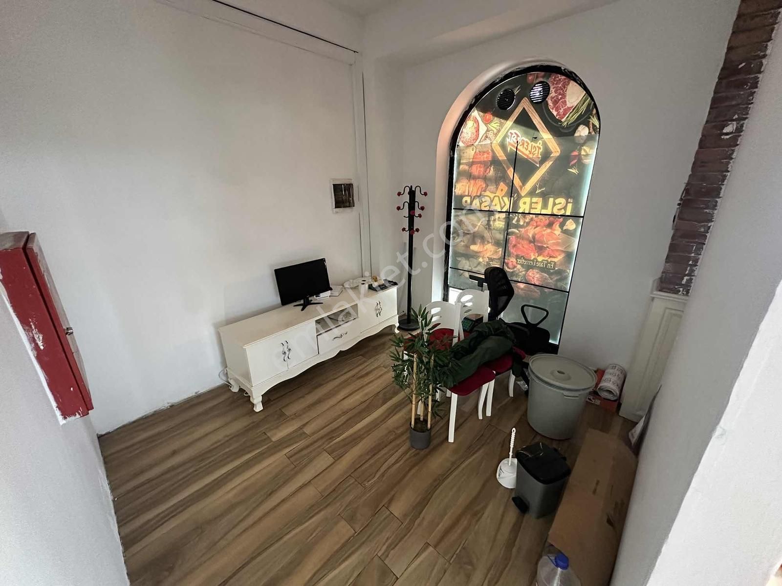 Karadeniz Emlak'tan Kalkancı Da Köşe Başı Kiralık Dükkan - Görsel 3