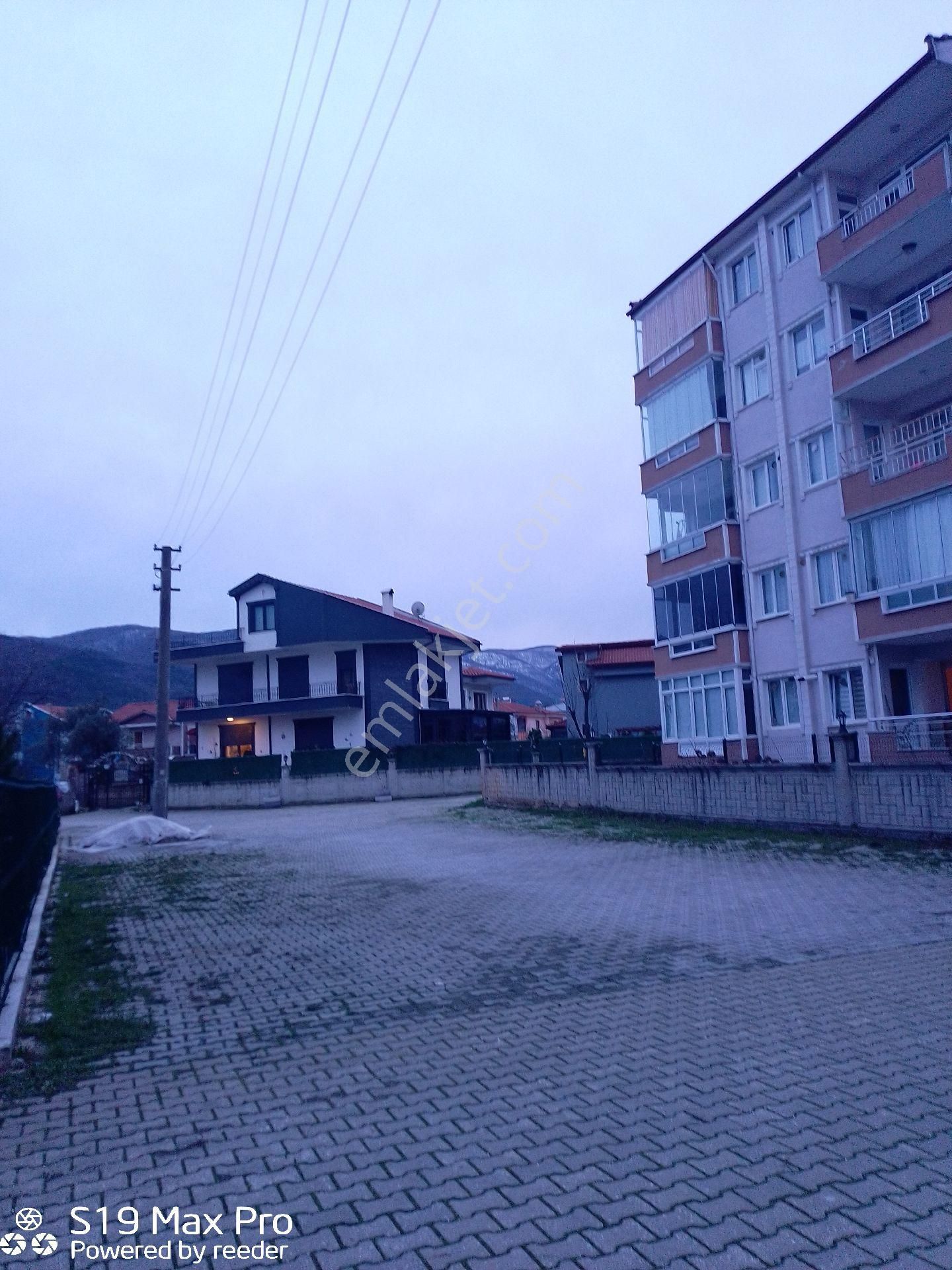 Yalova Çınarcık Karpuzdere Köprüsü Mevkiinde Sarı Dolmuşlara Çok Yakın Full Eşyalı Satılık Daire - Görsel 4
