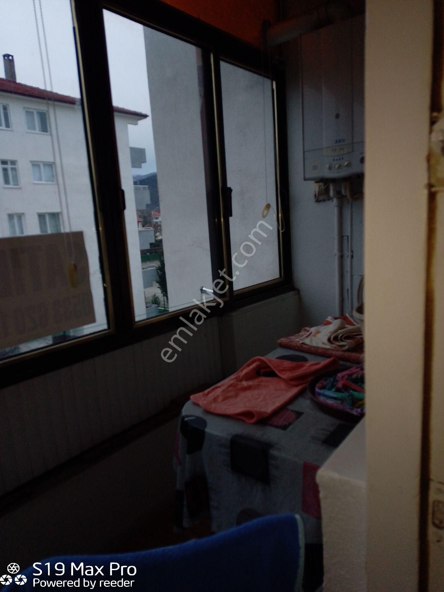 Yalova Çınarcık Karpuzdere Köprüsü Mevkiinde Sarı Dolmuşlara Çok Yakın Full Eşyalı Satılık Daire - Görsel 14