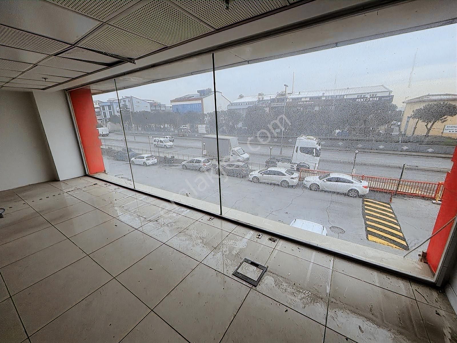 İkitelli Osb Beyaz Tower Da Cadde Cepheli İşyeri - Görsel 21