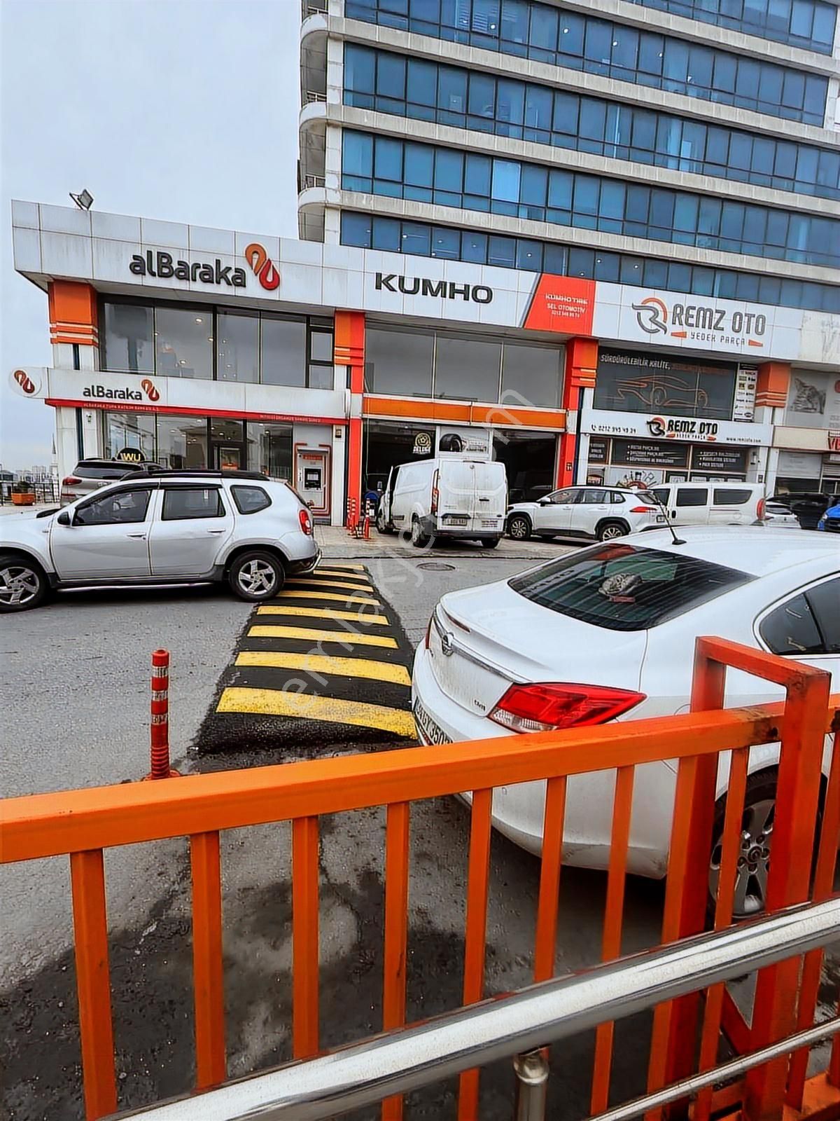İkitelli Osb Beyaz Tower Da Cadde Cepheli İşyeri - Görsel 10