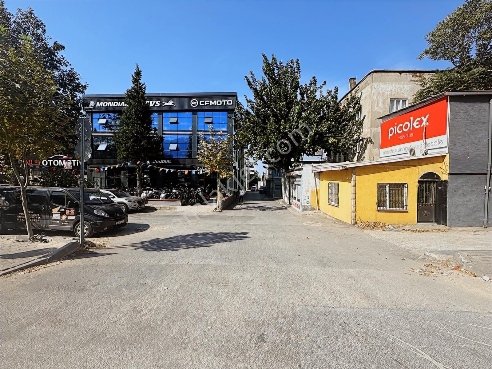 Rw Land Gayrimenkul Vişne Tic Böl 600 M2 Satılık Komple Bina - Görsel 3