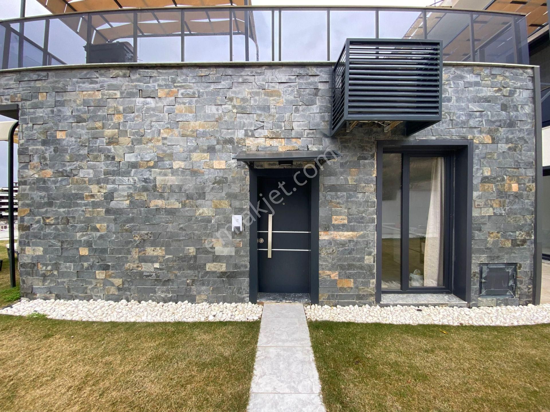 Turyap Çeşme Ayasaranda Terrace Park'ta Kiralık Eşyalı 1+1 Daire - Görsel 8