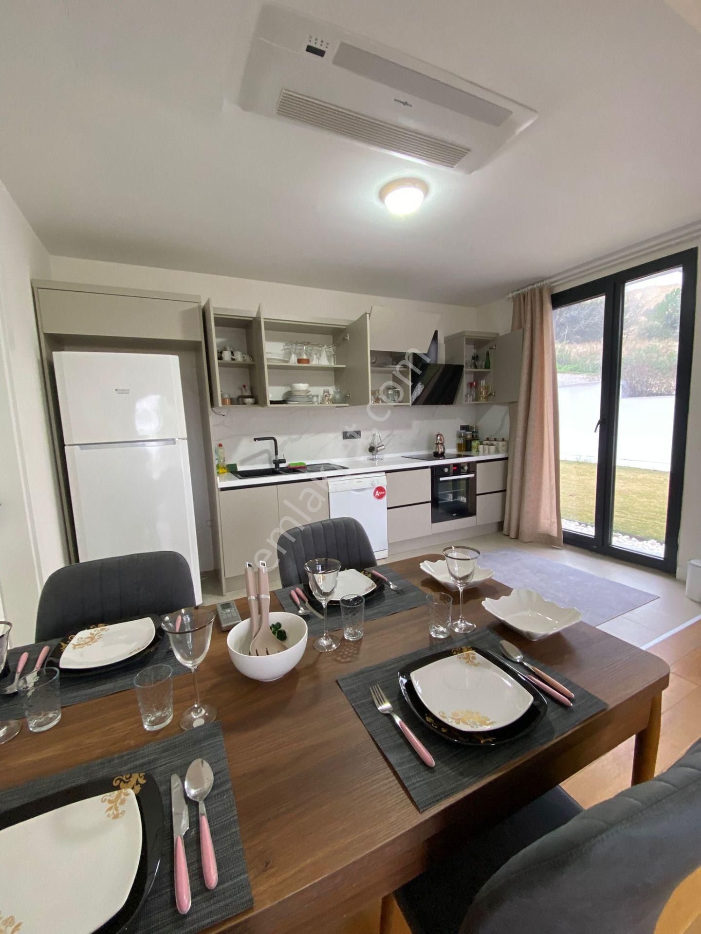 Turyap Çeşme Ayasaranda Terrace Park'ta Kiralık Eşyalı 1+1 Daire - Görsel 15