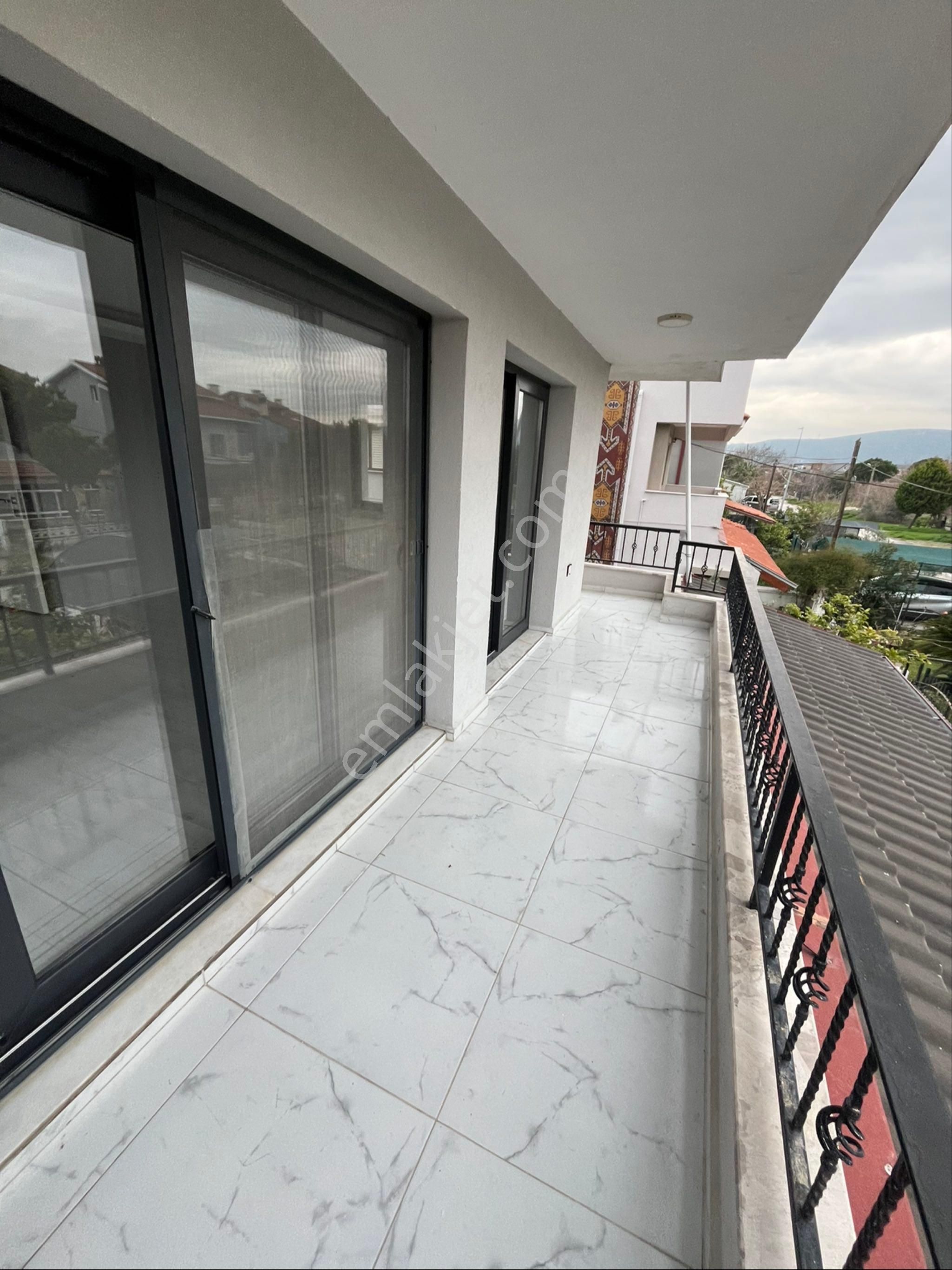 Urla Atatürk Mah.kiralık Daire - Görsel 8