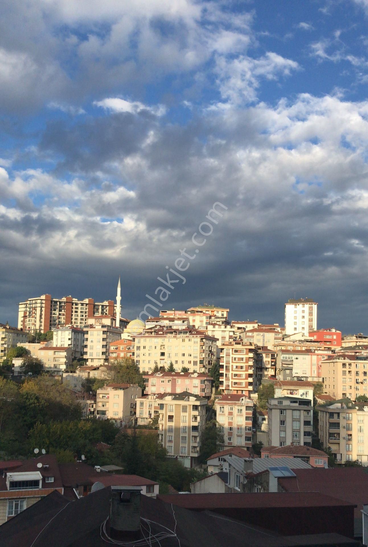 Yeni Binada Manzaralı Kiralık Daire