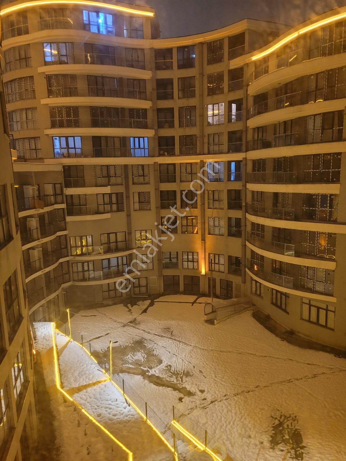 Eminevim Fuzulevim Birevim'e Uygun Kat Mülkiyetli Eşyalı 2+1 - Görsel 4