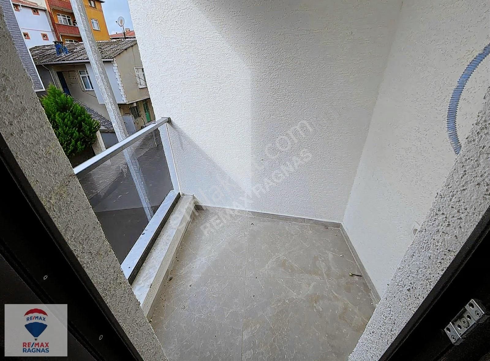 Çekmeköy Aydınlar Mah. K.otoparklı Arakat 2+1 86m² Satılık Daire - Görsel 22