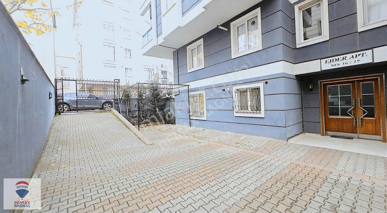 Çekmeköy Taşdelen 2+1 Daire Bahçeli 80m² İskanlı Satılık - Görsel 18