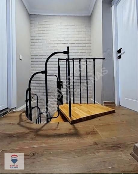 Üsküdar Selami Ali Mahallesinde Satılık 2+1 Müstakil Ev - Görsel 24