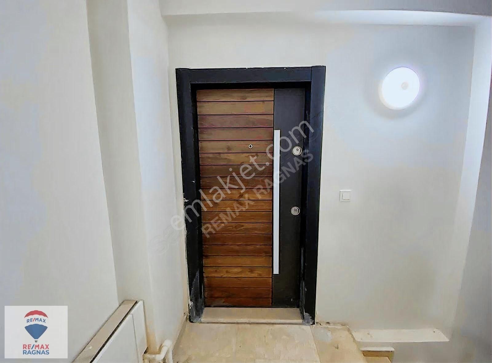Çekmeköy Aydınlar Mah. Üst Dubleks K.otoparklı 2+1 165m² Daire - Görsel 22