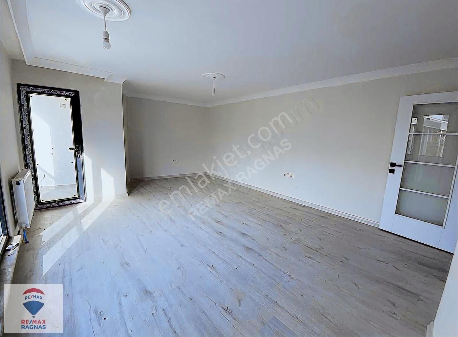 Çekmeköy Aydınlar Mah. Üst Dubleks K.otoparklı 2+1 165m² Daire - Görsel 26