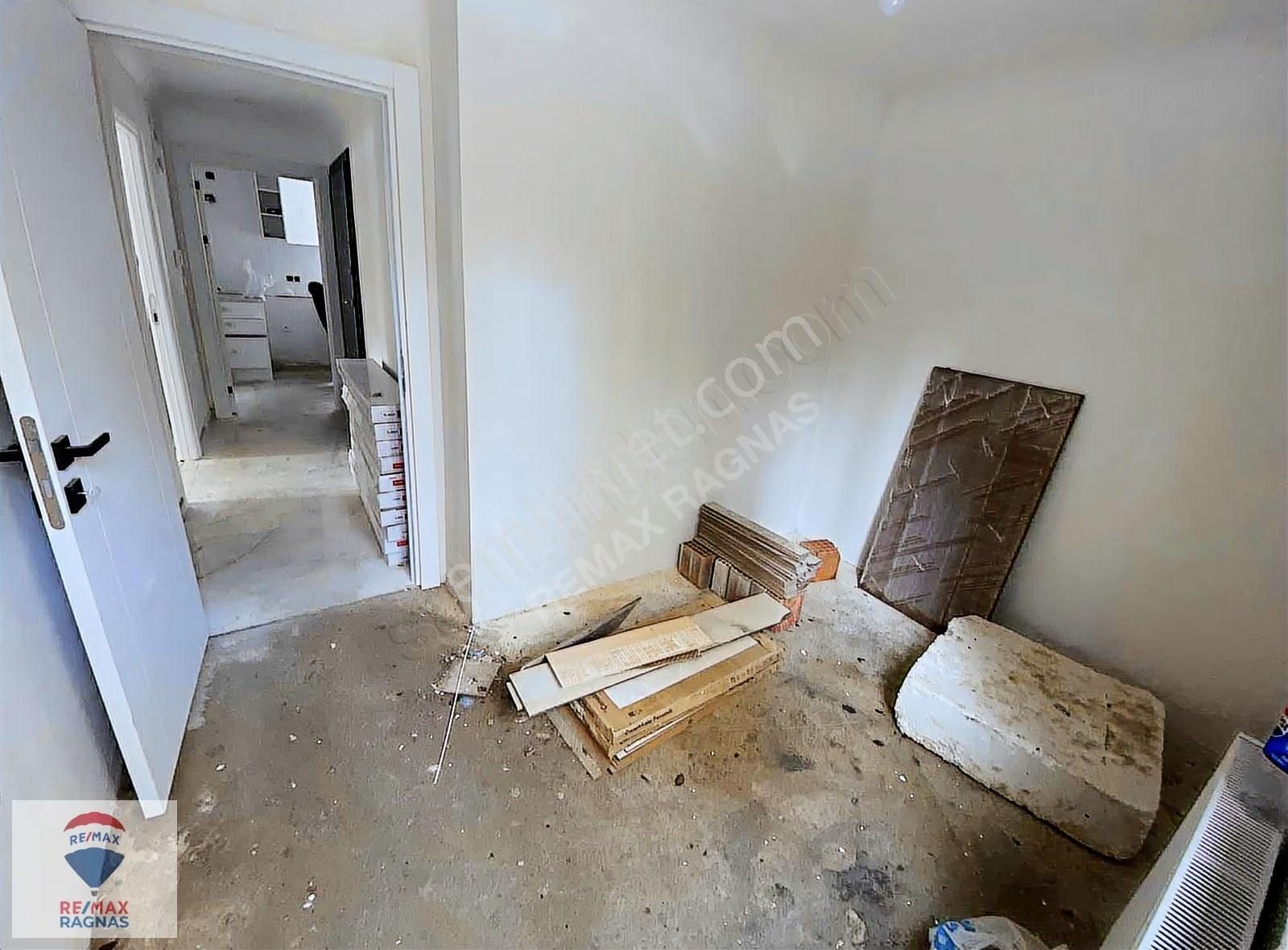 Çekmeköy Aydınlar Mah. K.otoparklı Giriş Kat 2+1 86m² Teraslı - Görsel 10