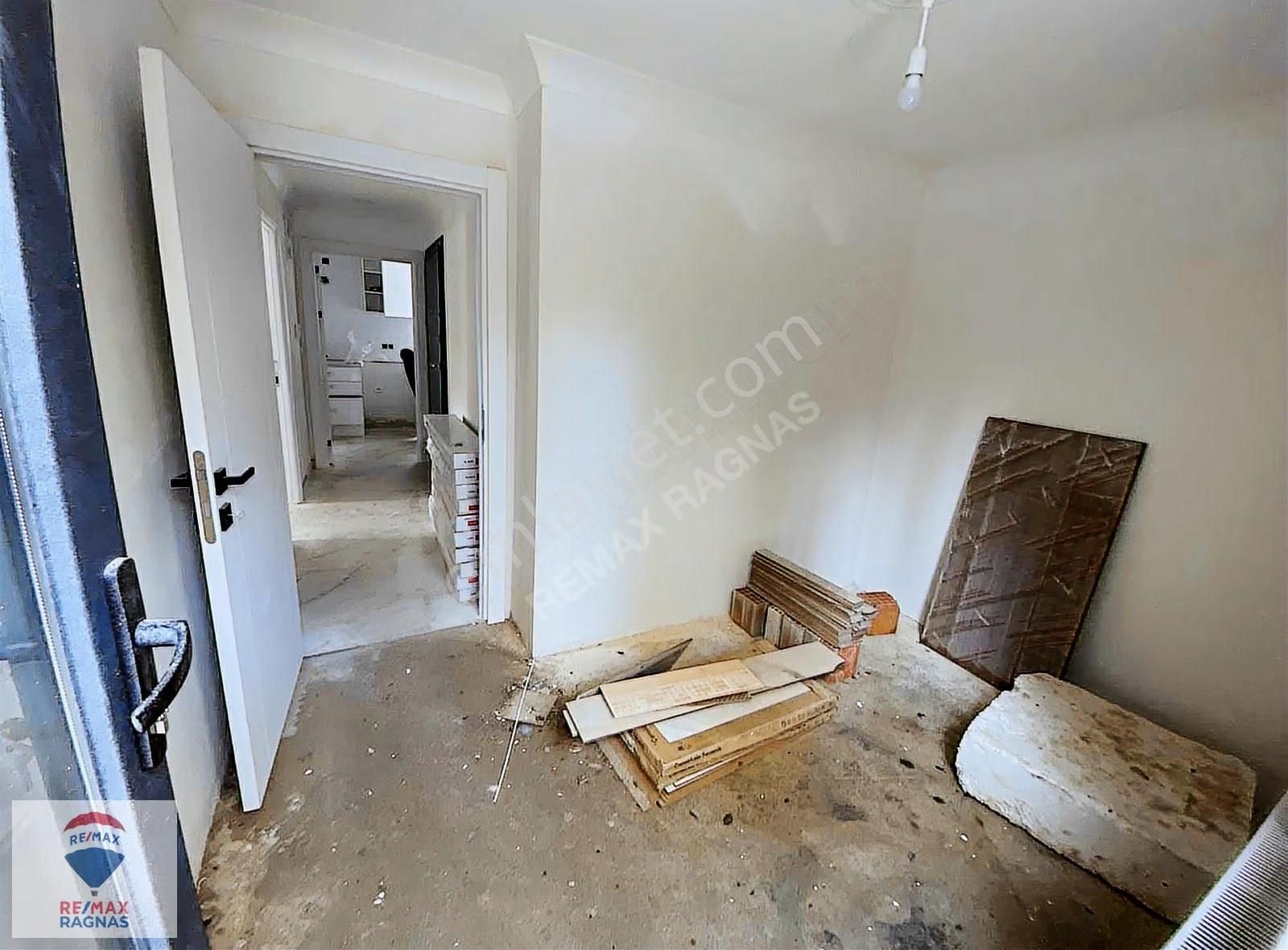 Çekmeköy Aydınlar Mah. K.otoparklı Giriş Kat 2+1 86m² Teraslı - Görsel 25