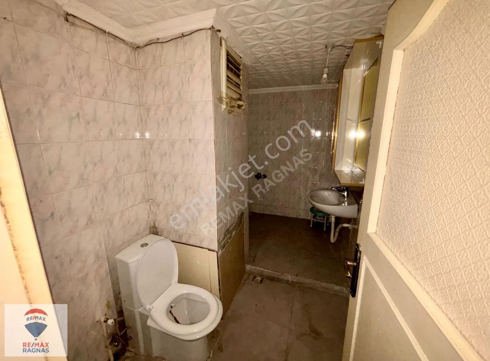 Merkezi Lokasyonda Geniş 70 M2 Net Kullanımlı 2+1 Kiralık Daire - Görsel 9