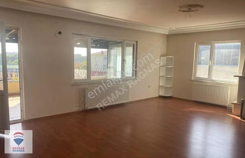 İnci Evlerinde Güvenlıklı Otoparklı Havuzlu Satılık 4+2 Dublex - Görsel 16