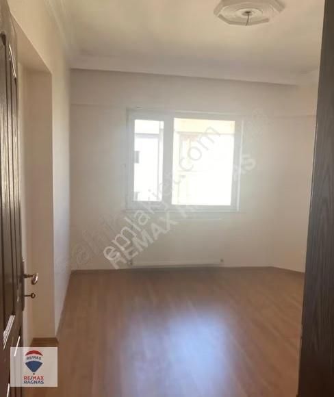 İnci Evlerinde Güvenlıklı Otoparklı Havuzlu Satılık 4+2 Dublex - Görsel 7