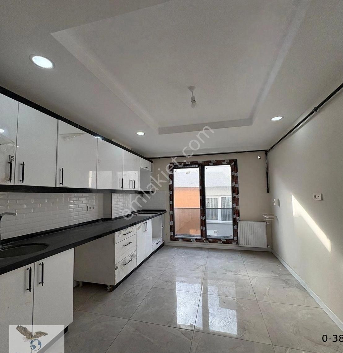 Müslüm Emlaktan Kapalı Otoparklı 2+1 Satılık Daire - Görsel 12