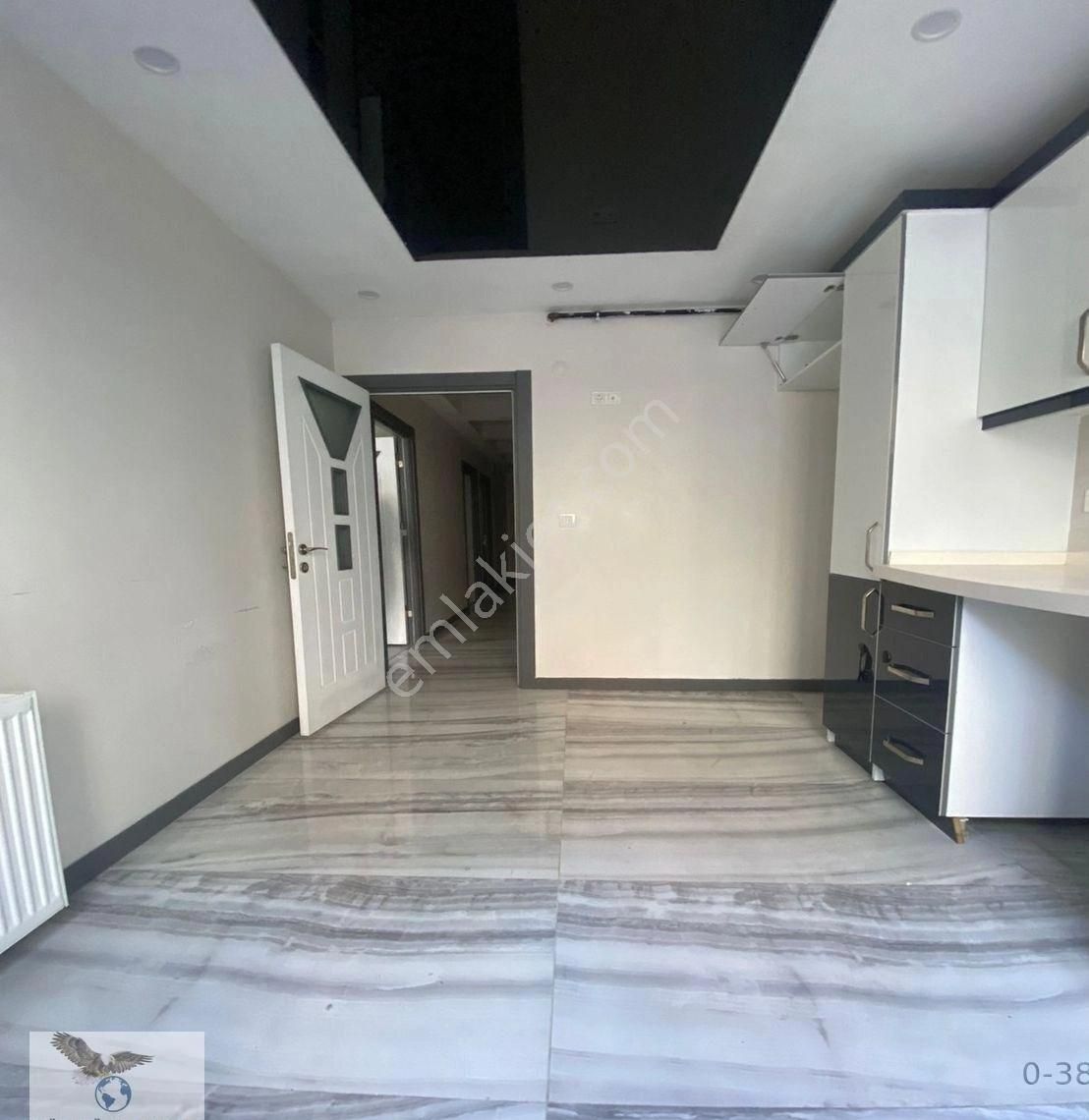 Avcılar Merkezde 2+1 Ön Cephe Kapalı Otoparklı İhtiyaçtan Satılık - Görsel 10