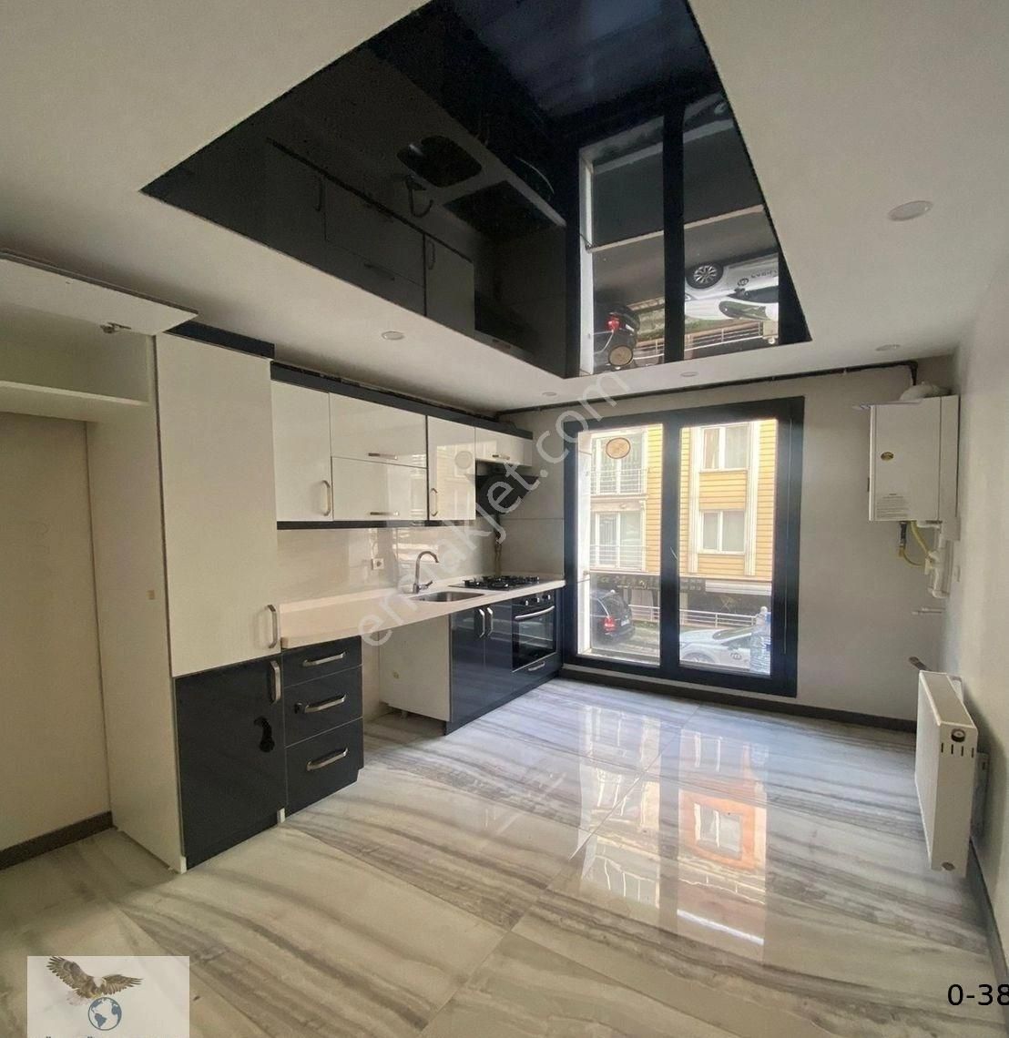 Avcılar Merkezde 2+1 Ön Cephe Kapalı Otoparklı İhtiyaçtan Satılık - Görsel 4