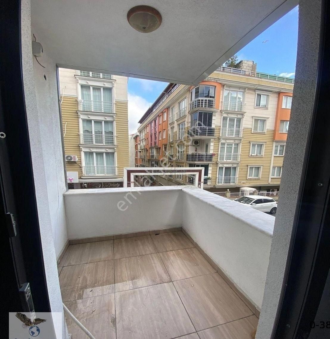 Avcılar Merkezde 2+1 Ön Cephe Kapalı Otoparklı İhtiyaçtan Satılık - Görsel 11