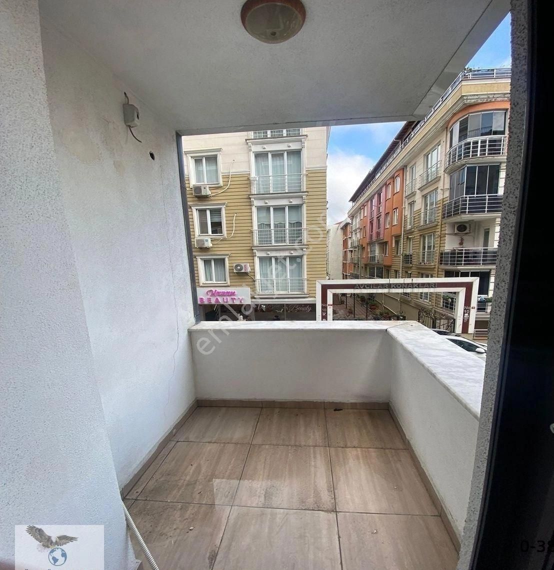 Avcılar Merkezde 2+1 Ön Cephe Kapalı Otoparklı İhtiyaçtan Satılık - Görsel 16