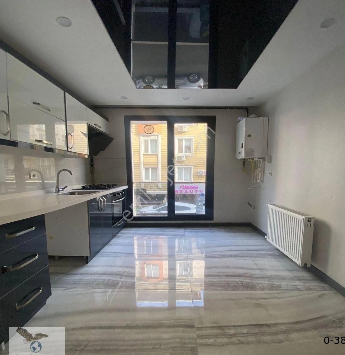 Avcılar Merkezde 2+1 Ön Cephe Kapalı Otoparklı İhtiyaçtan Satılık - Görsel 19