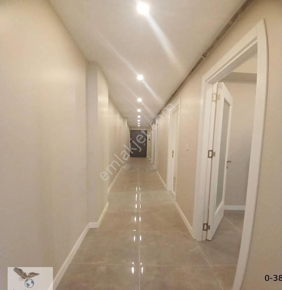 Avcılar Merkezin Göbeğinde 3+1 Ebeveyn Banyolu Sıfır Ara Kat - Görsel 13