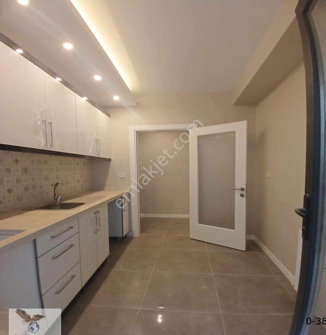 Avcılar Merkezin Göbeğinde 3+1 Ebeveyn Banyolu Sıfır Ara Kat - Görsel 2