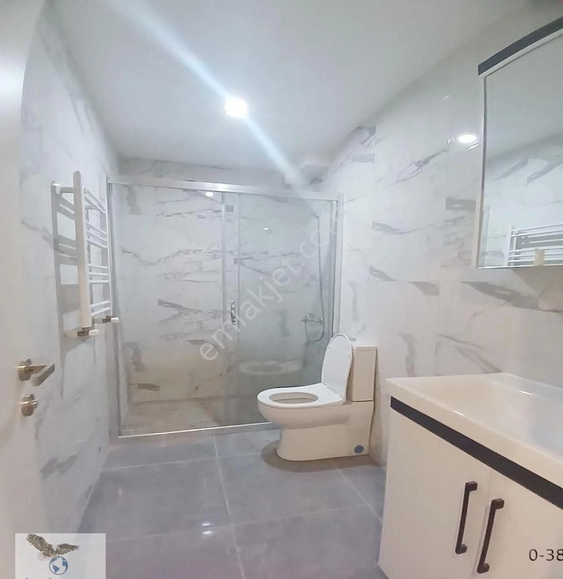 Avcılar Merkezin Göbeğinde 3+1 Ebeveyn Banyolu Sıfır Ara Kat - Görsel 12