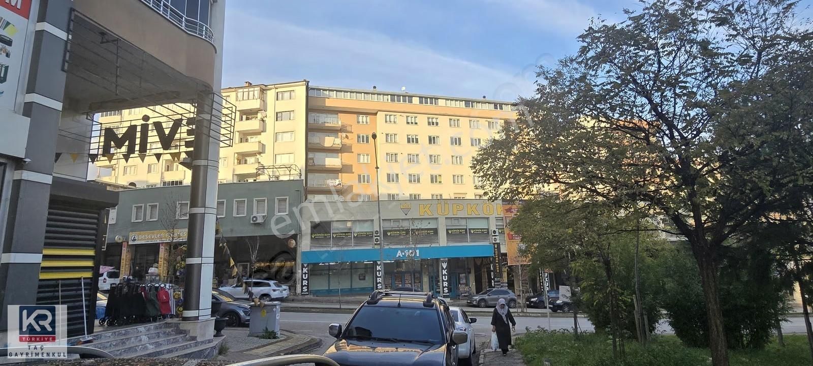 Kr Taç Beşevler Kiralık 3+1 Geniş Daire - Görsel 6