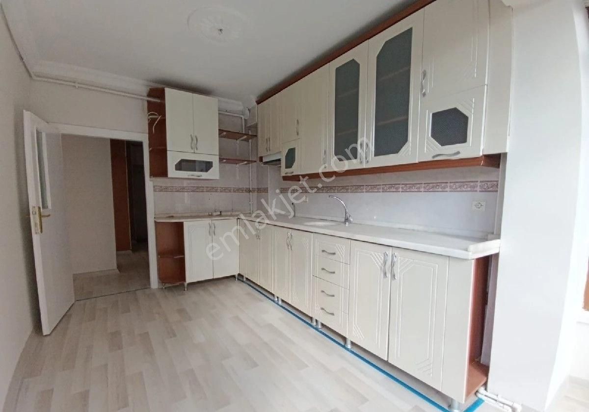 Keçiören Yeşiltepe 3+1 Katta Cadde Üzeri Fırsat Daire - Görsel 6