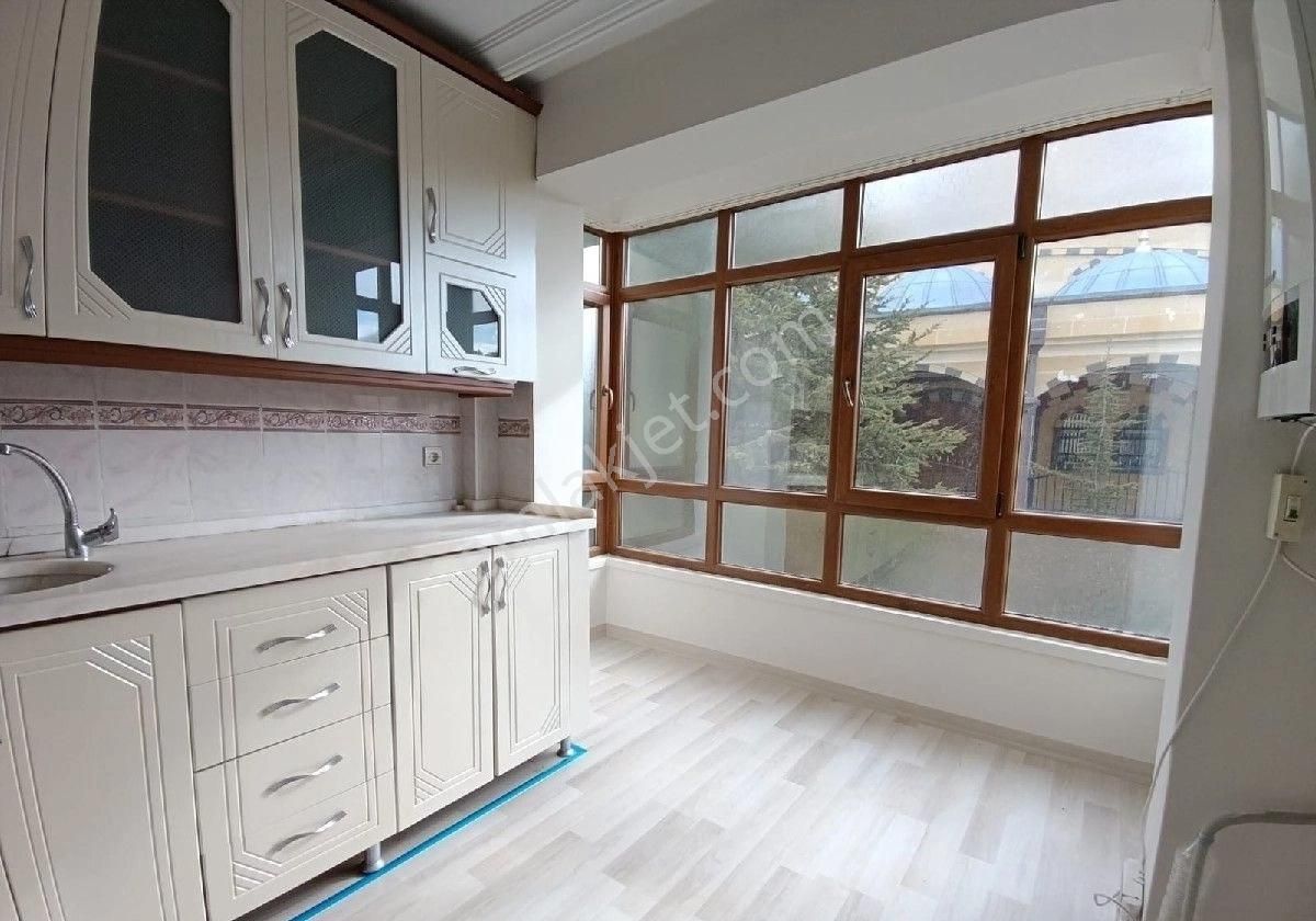 Keçiören Yeşiltepe 3+1 Katta Cadde Üzeri Fırsat Daire - Görsel 8