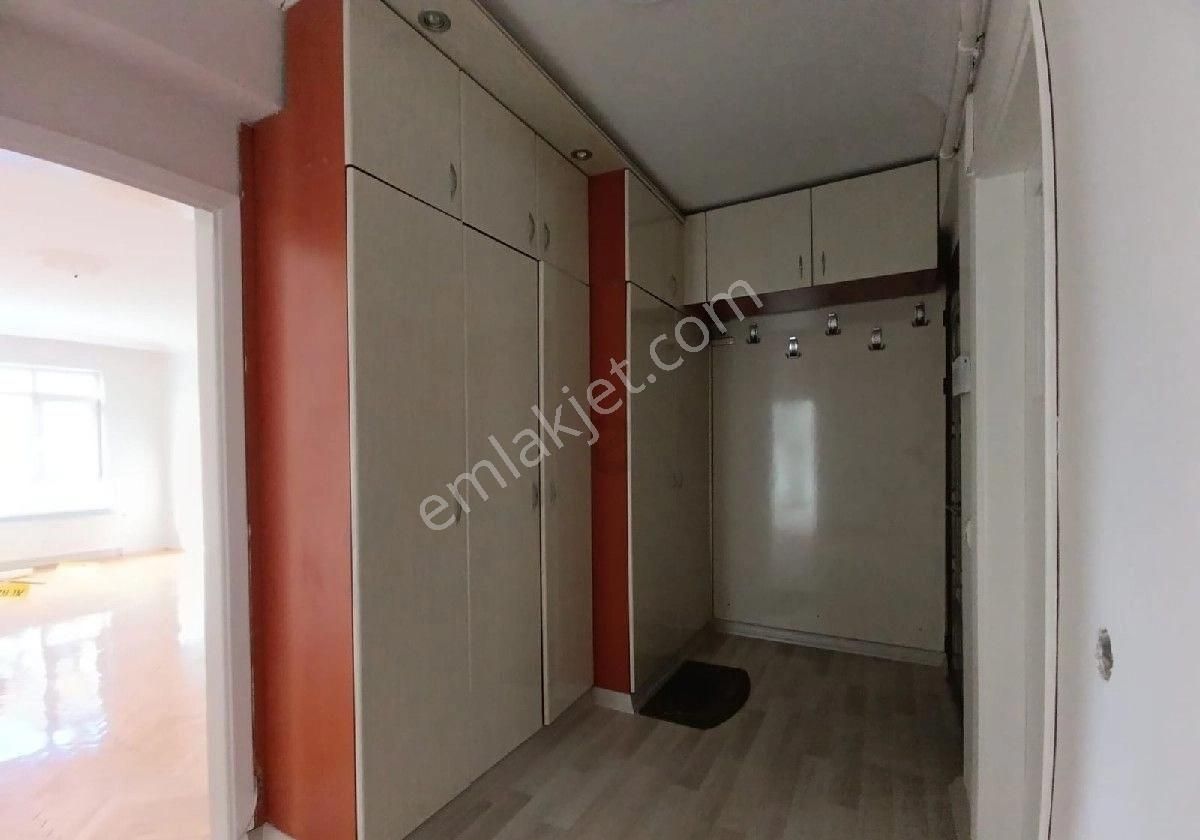 Keçiören Yeşiltepe 3+1 Katta Cadde Üzeri Fırsat Daire - Görsel 3