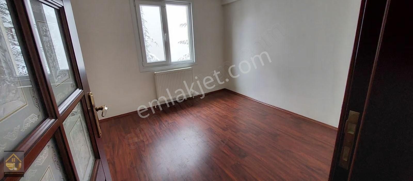 Birlik Mahallesi 443 Sokak Katta Asansörlü 140m2 Satılık 3+1 - Görsel 2