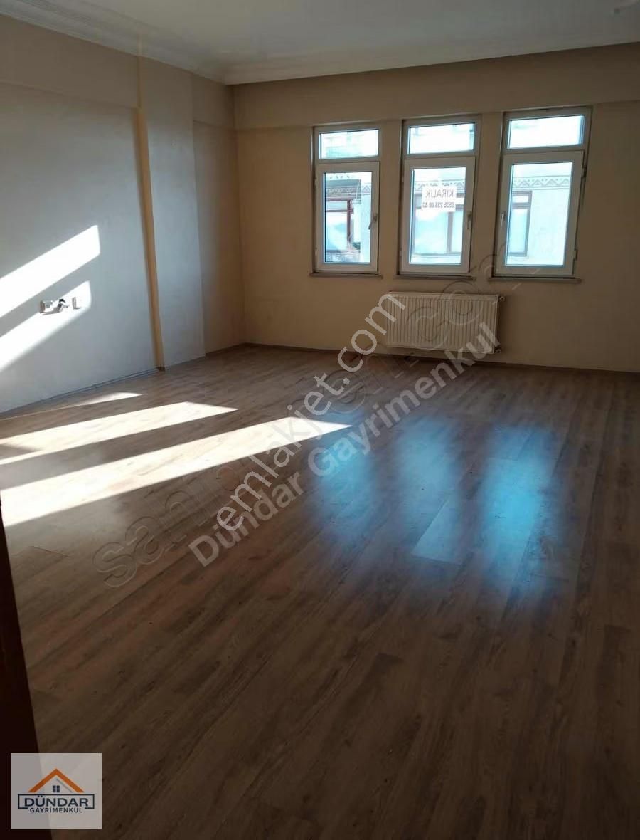 Dündar Gayrimenkul'den Hendek Yeşiller Caddesinde Satılık 3+1 - Görsel 4