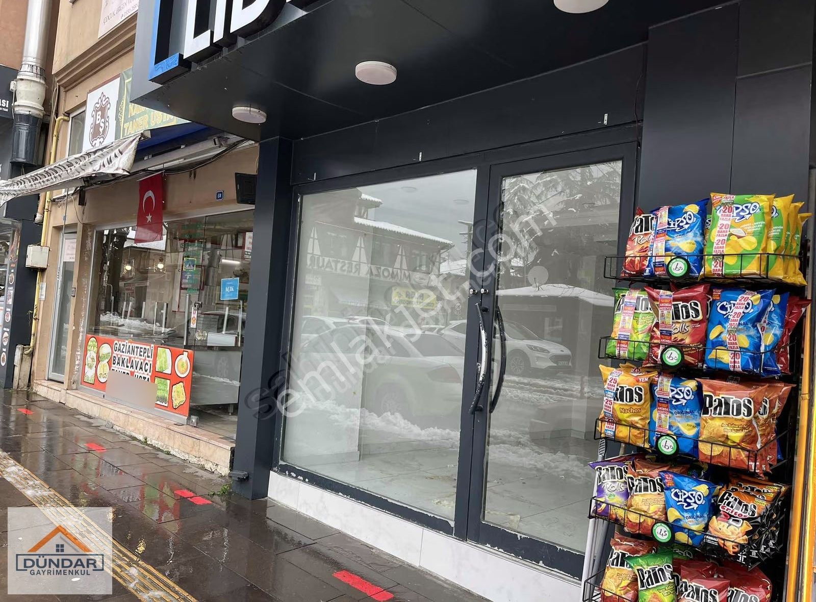Dündar Gayrimenkul'den Hendek Çarşı Merkezde Kiralık Dükkan - Görsel 13
