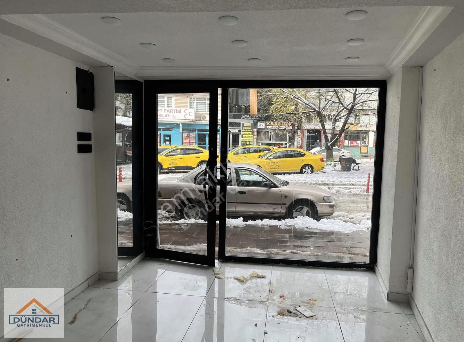 Dündar Gayrimenkul'den Hendek Çarşı Merkezde Kiralık Dükkan - Görsel 9