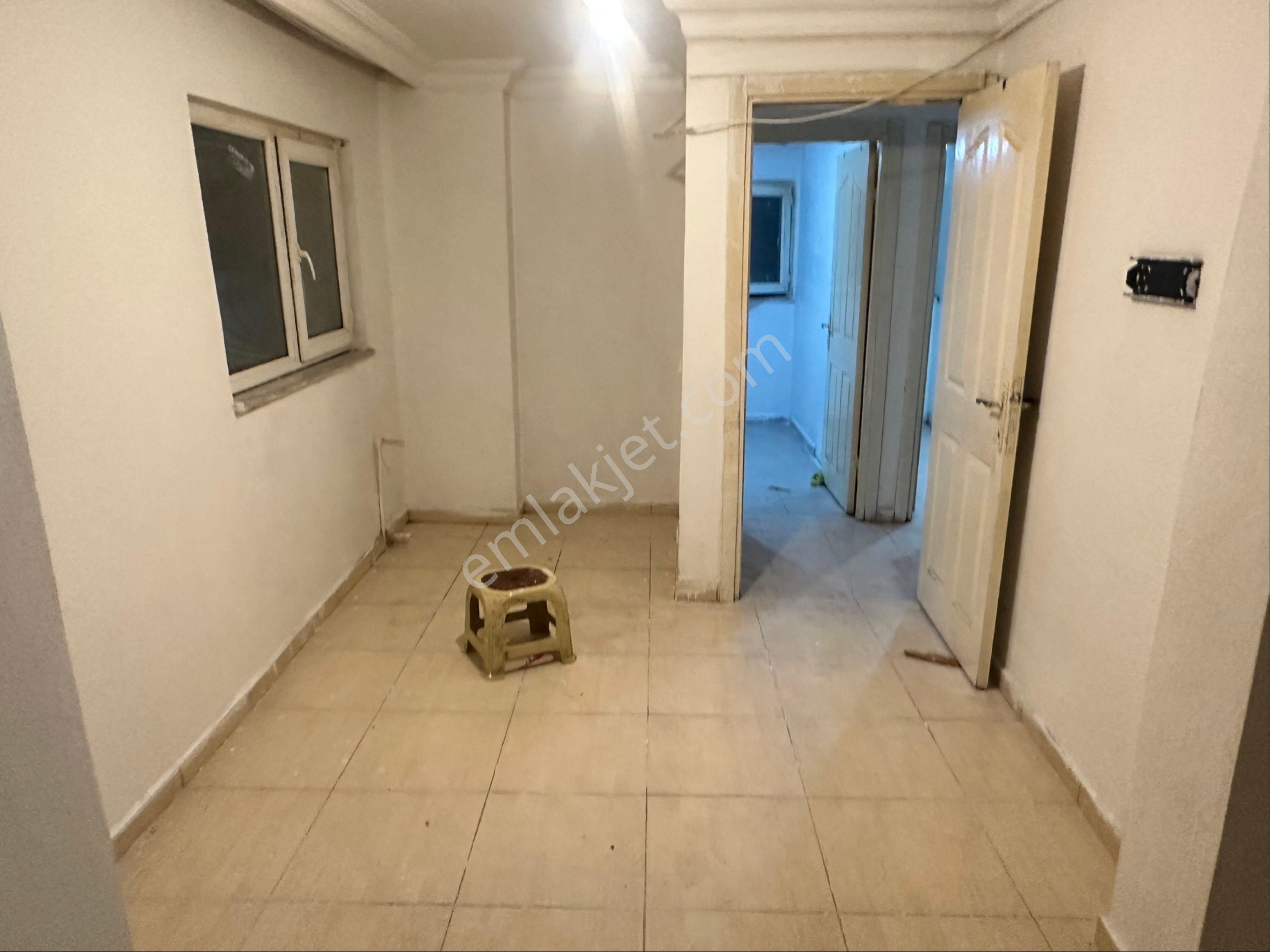 Metroya Pazara Yakın Kiralık Daire - Görsel 8