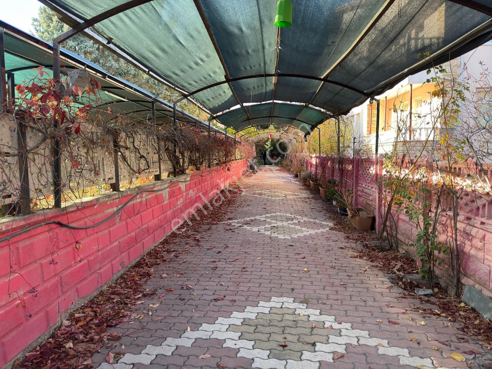 Talha Tozduman'dan Kozağaçda Tripleks 200 M2 Bahçeli Ev - Görsel 2