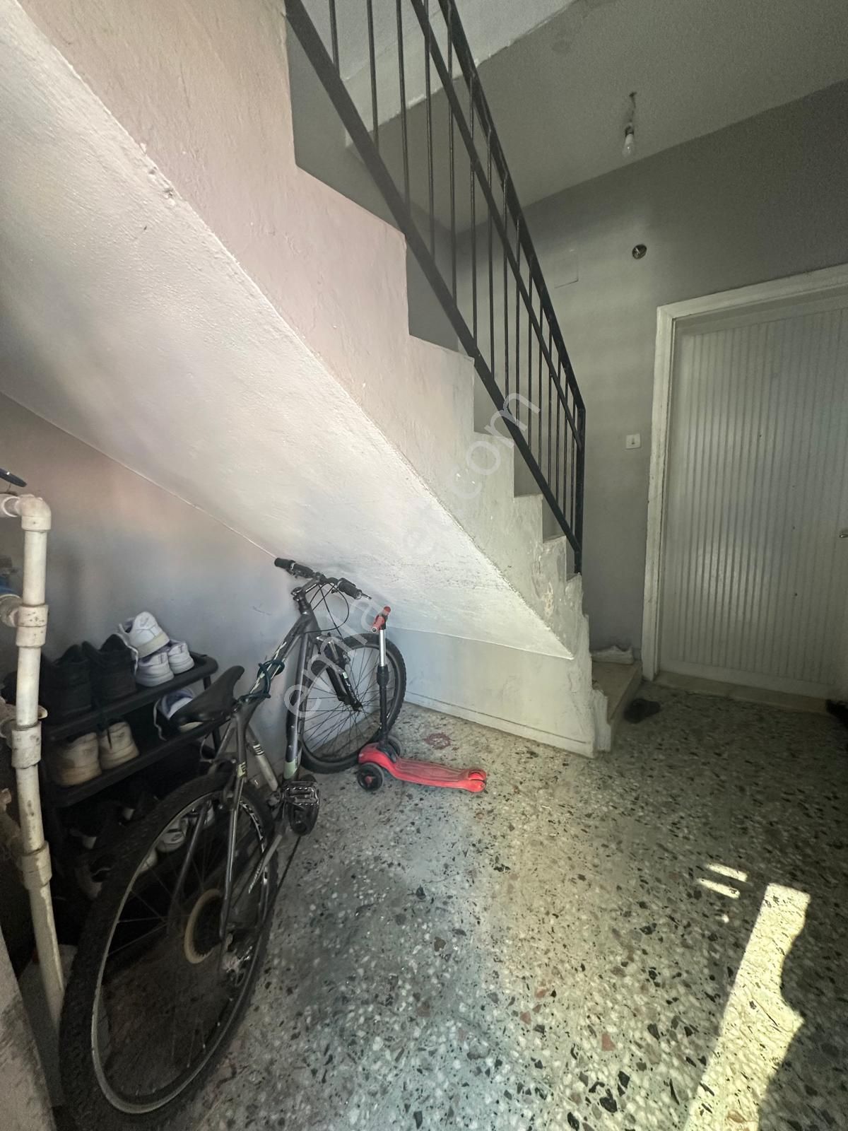 Demetevler Mah 3 Katlı 4 Adet Satılık Müstakil Daire - Görsel 3