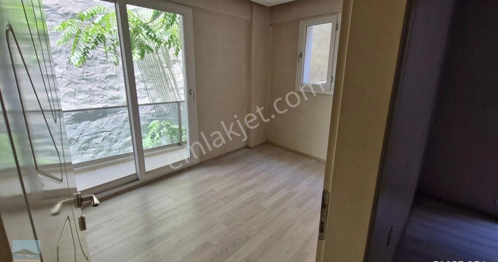 Aydın Merkez Orta Mah Kiralık 1+1 Doğal Gazlı Asansörlü Balkonlu Geniş Daire - Görsel 7