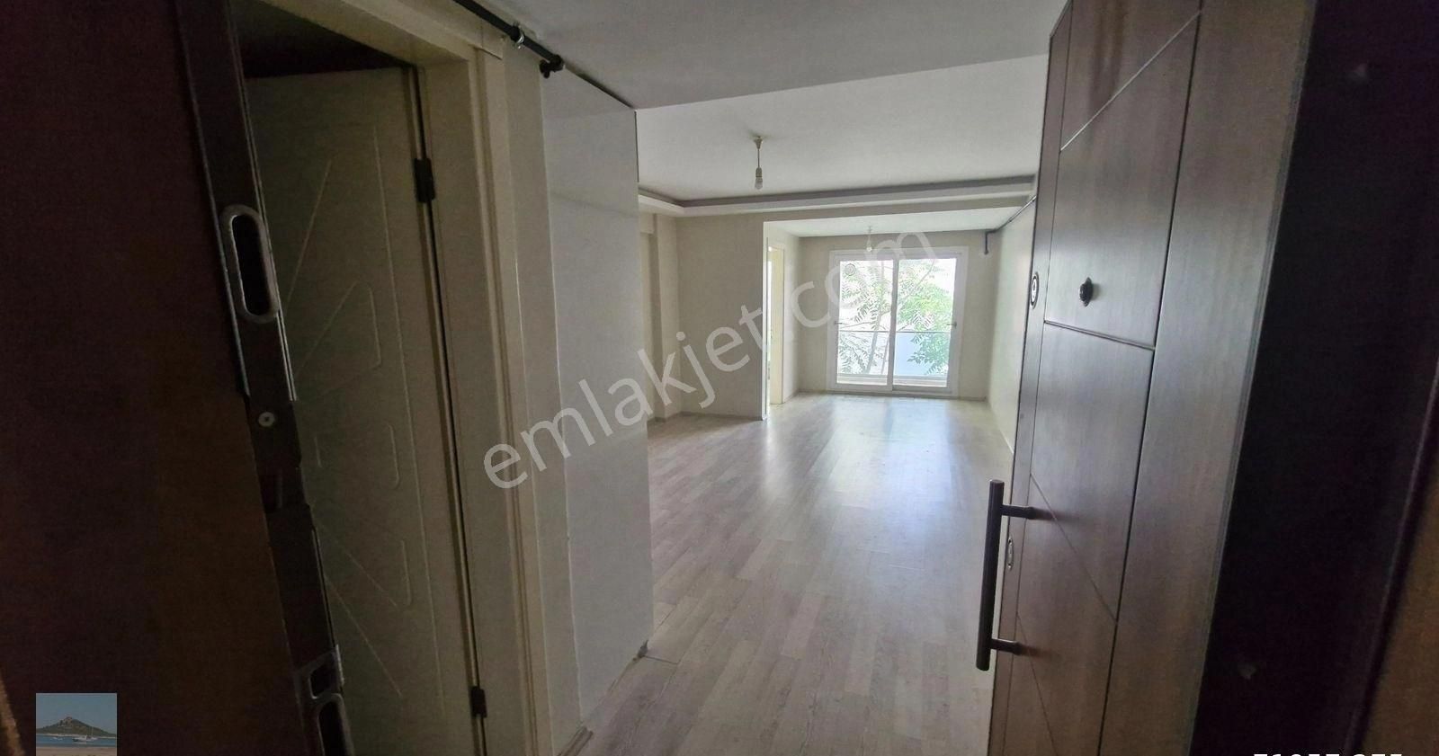 Aydın Merkez Orta Mah Kiralık 1+1 Doğal Gazlı Asansörlü Balkonlu Geniş Daire - Görsel 2