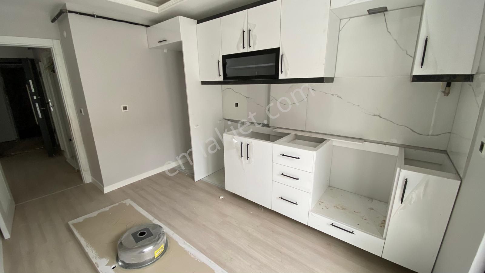 Çayırova Özgürlükte Sıfır Merkezi Konum 3+1 Satılık Daire - Görsel 15