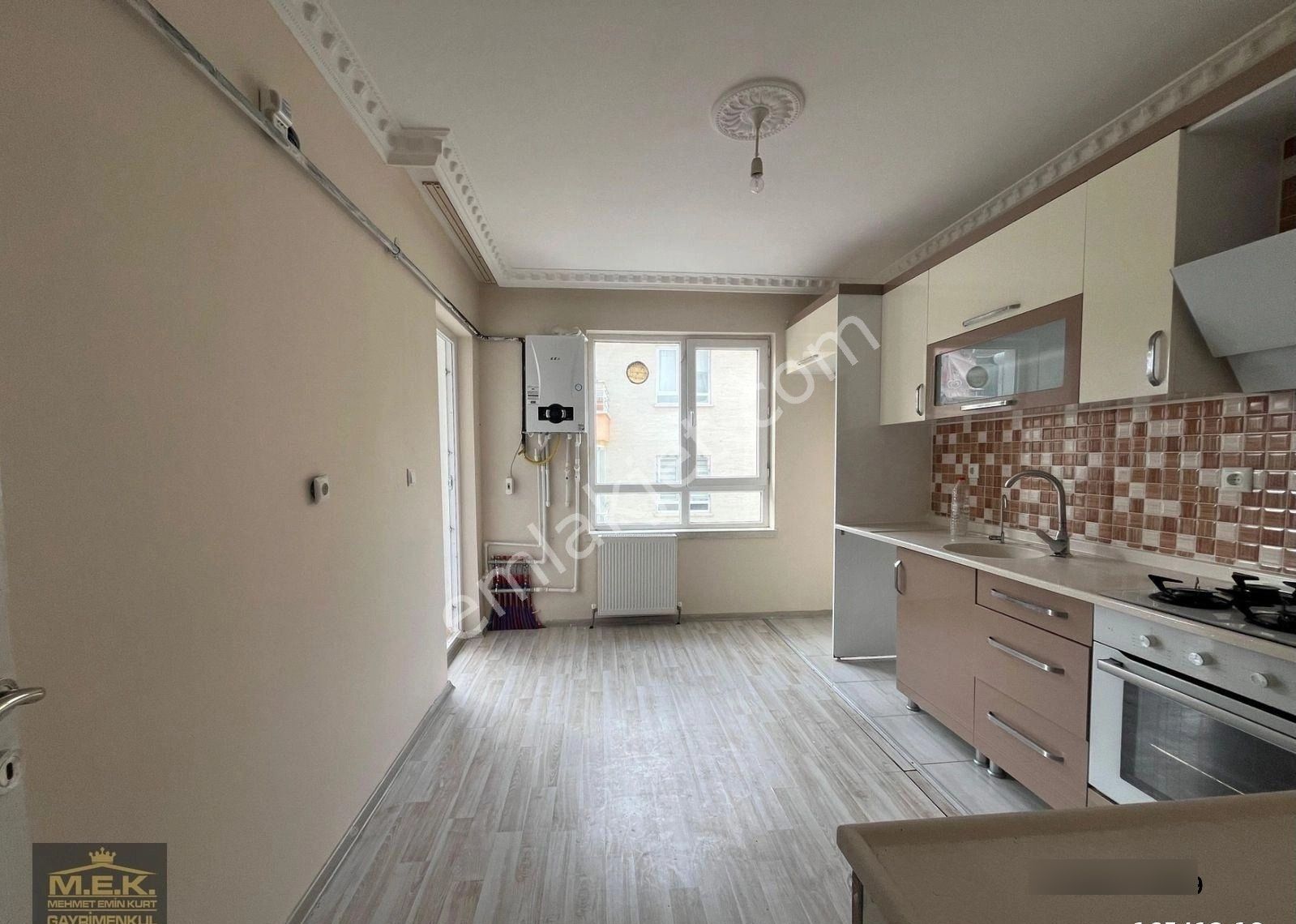 Kanuni Mah. Ara Kat Yeni Bina Ebeveyn Banyolu 3+1 - Görsel 32